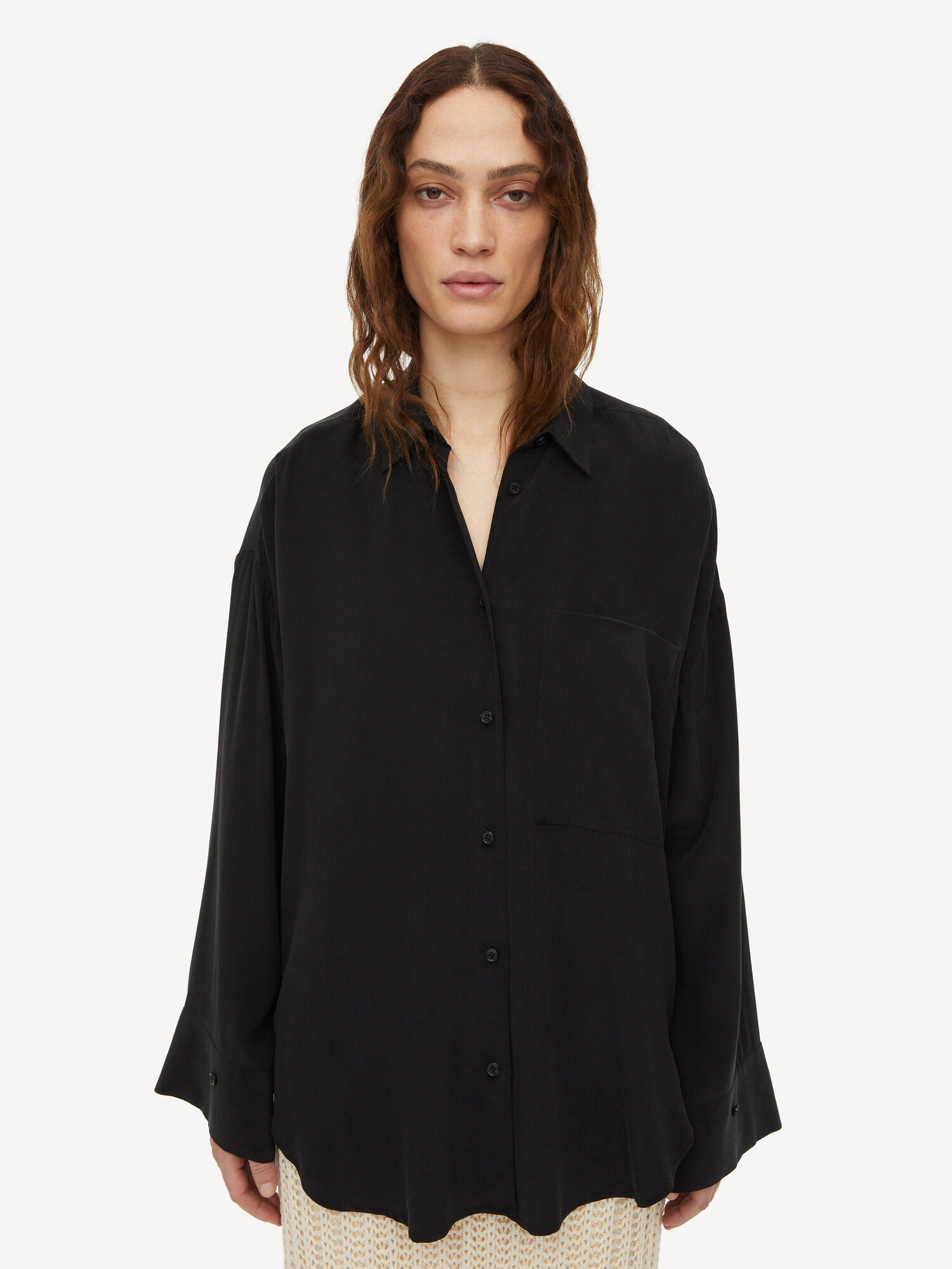 By Malene Birger Derris Organic Silk Overhemd Zwart | BE_BB22903